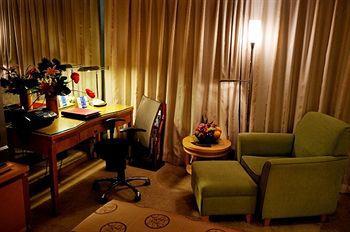 Hotel Tiantan 4*